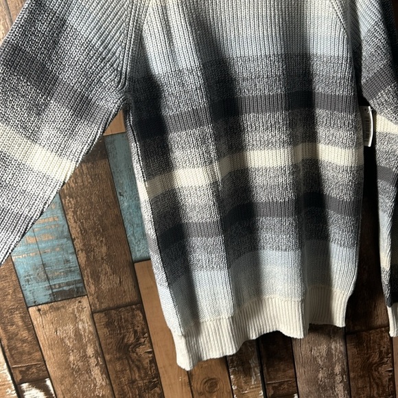 Amazon Essentials XS knit sweater - Picture 7 of 14